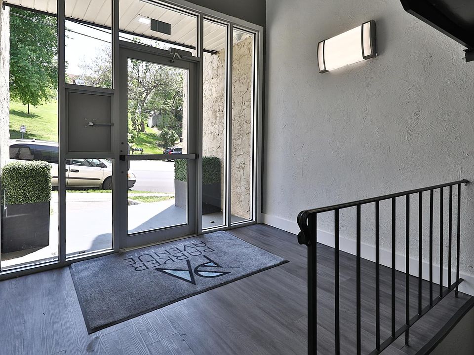 1st image of 300 Parker Ave #45217b823