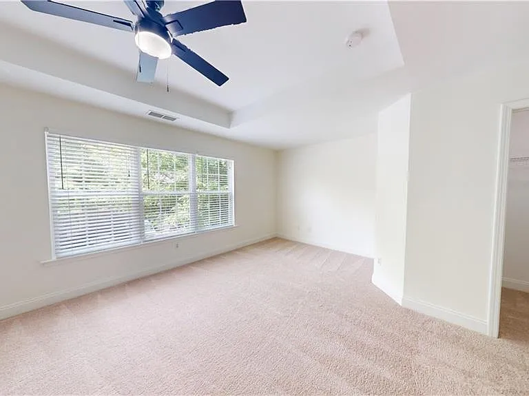 3249 Brockenhurst Dr — Photo 18