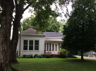 346 Ridgeway Ave, Saint Matthews, KY 40207