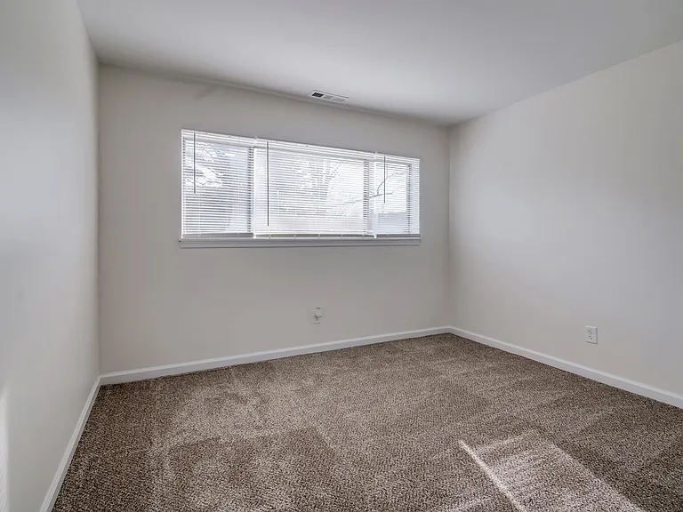 1026 Adams Ave #1-unit 2A — Photo 14
