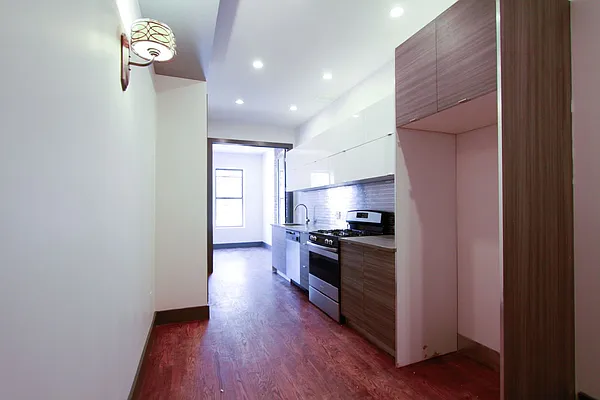 Rented by TheRealEstateCompany.com LLC | media 77