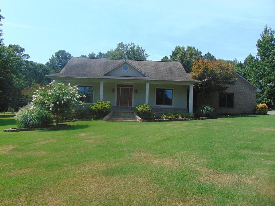 1st image of 989 Becky Blvd