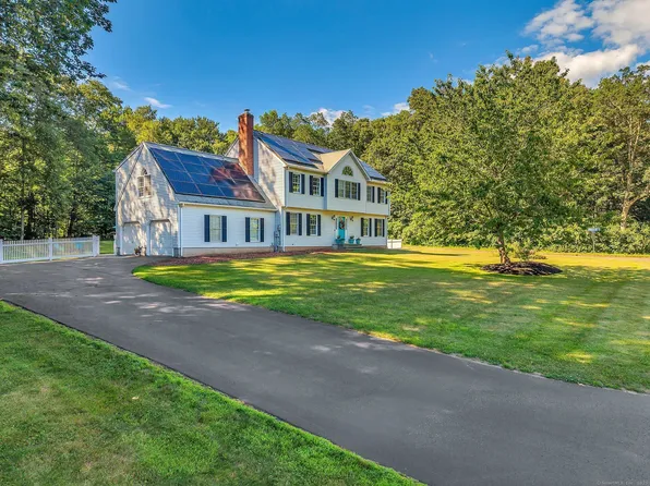 3 Vincent Court, Clinton, CT 06413