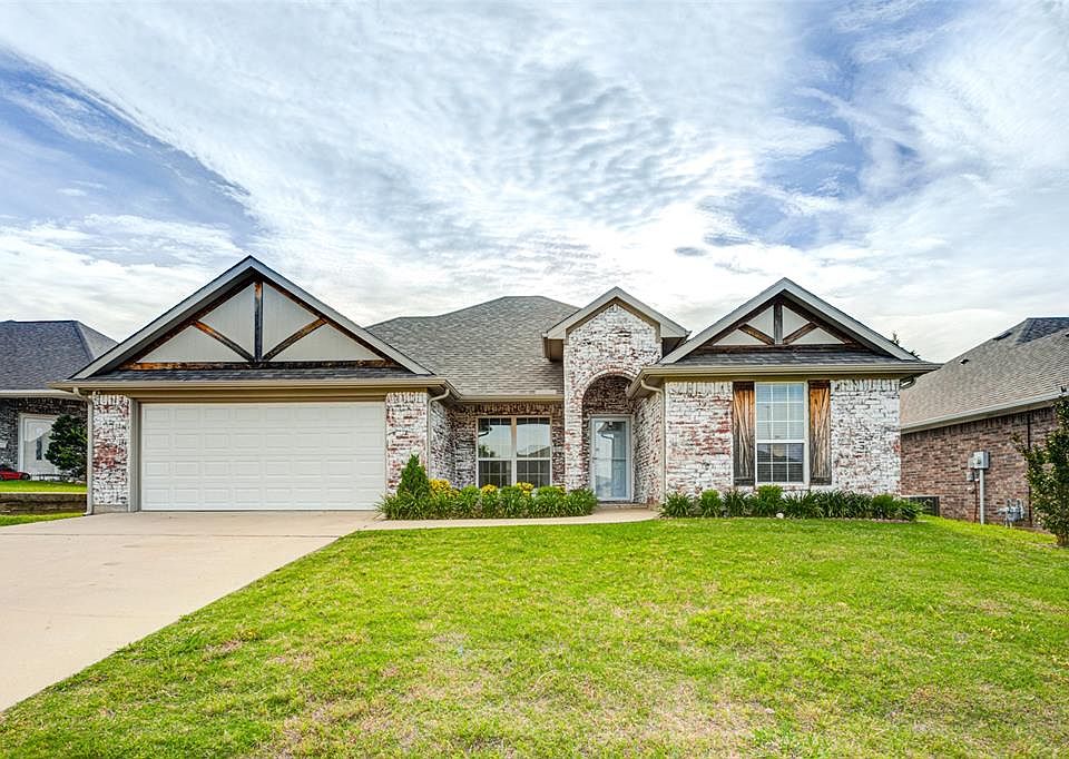 1st image of 4815 Hilre Dr