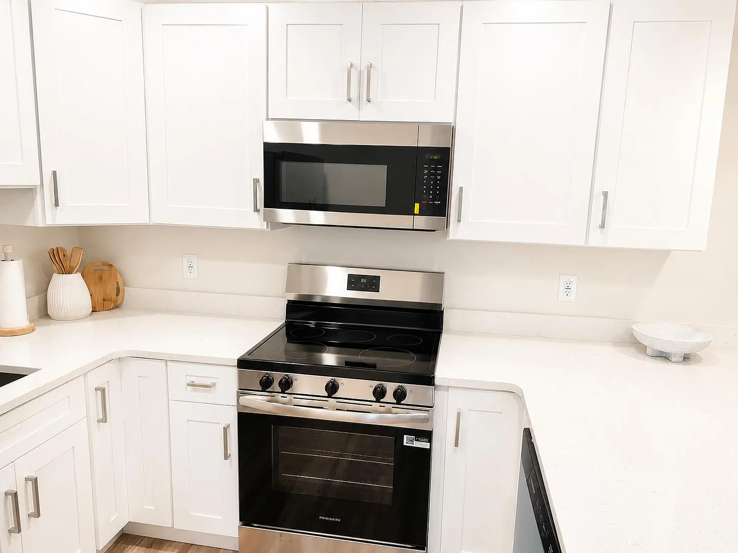 1 bed, 500 sqft, $2,150 — Photo 4