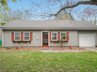 1957 S Virginia Ave, Springfield, MO 65807