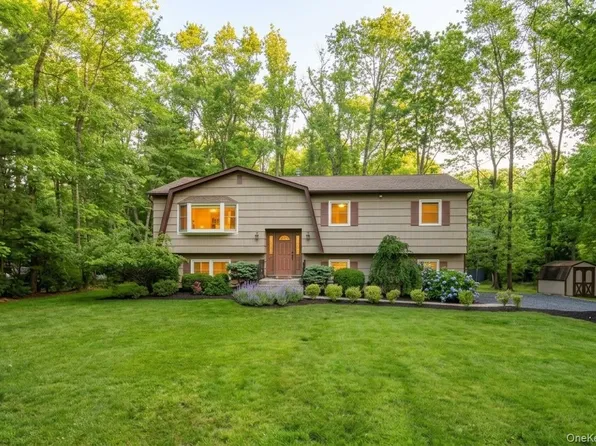 1 Earl Court, Monsey, NY 10952