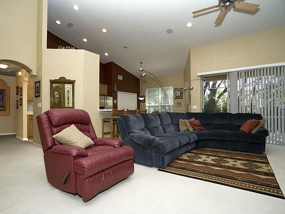 3rd image of 1755 Oak Park Ct