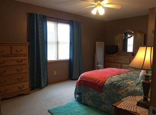 1107 Matthews St, Clinton, IN 47842