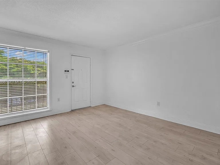 3245 Virginia St #24 — Photo 7