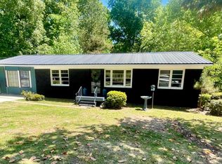 60 Maple St, Cherokee, AL 35616
