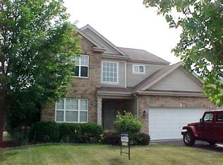 578 Jenna Dr, South Elgin, IL 60177