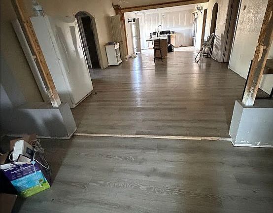 4th image of 2326 Hickory Way