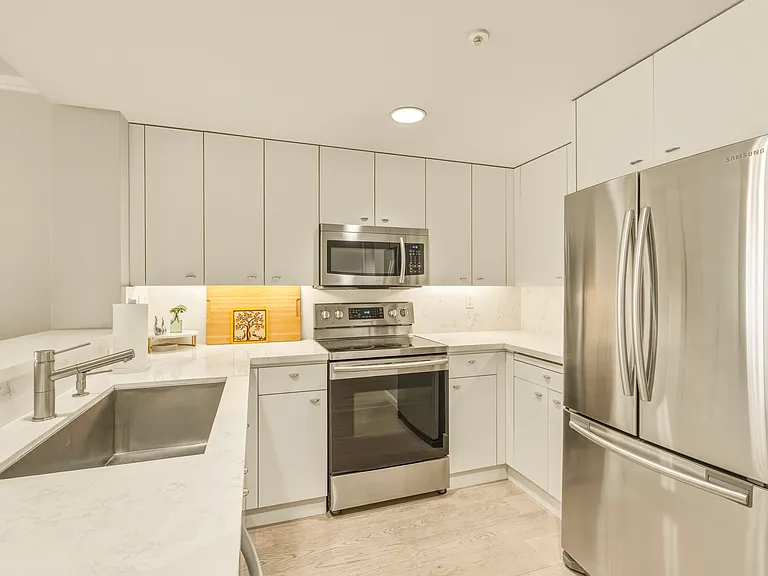403 Main St #316N — Photo 2
