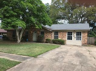 709 Stanford Dr, West Memphis, AR 72301