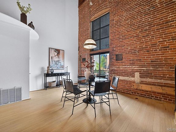 4th image of 3225 Blake Street #20