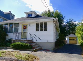 26 Ridgeway St, Quincy, MA 02170
