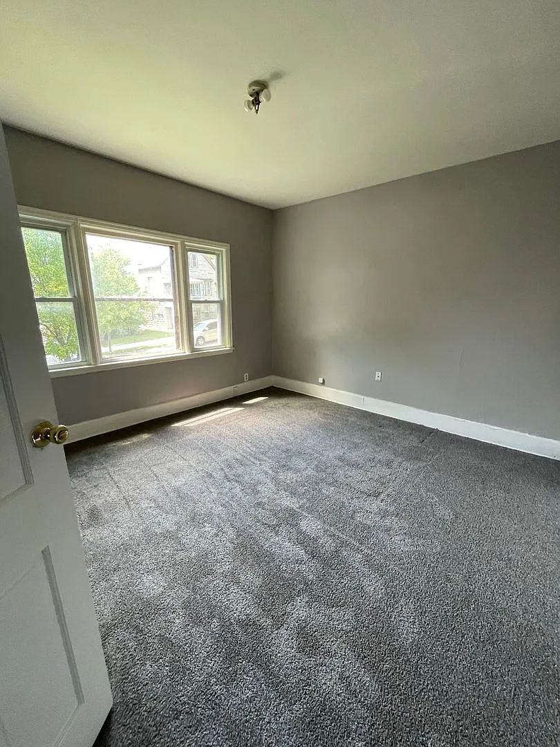 9th St Investments 2562 — Photo 4