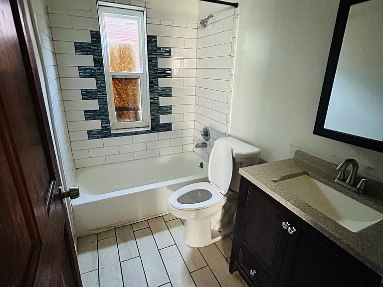 1340 Manss Ave — Photo 6