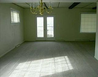 3rd image of 301 Silvis St
