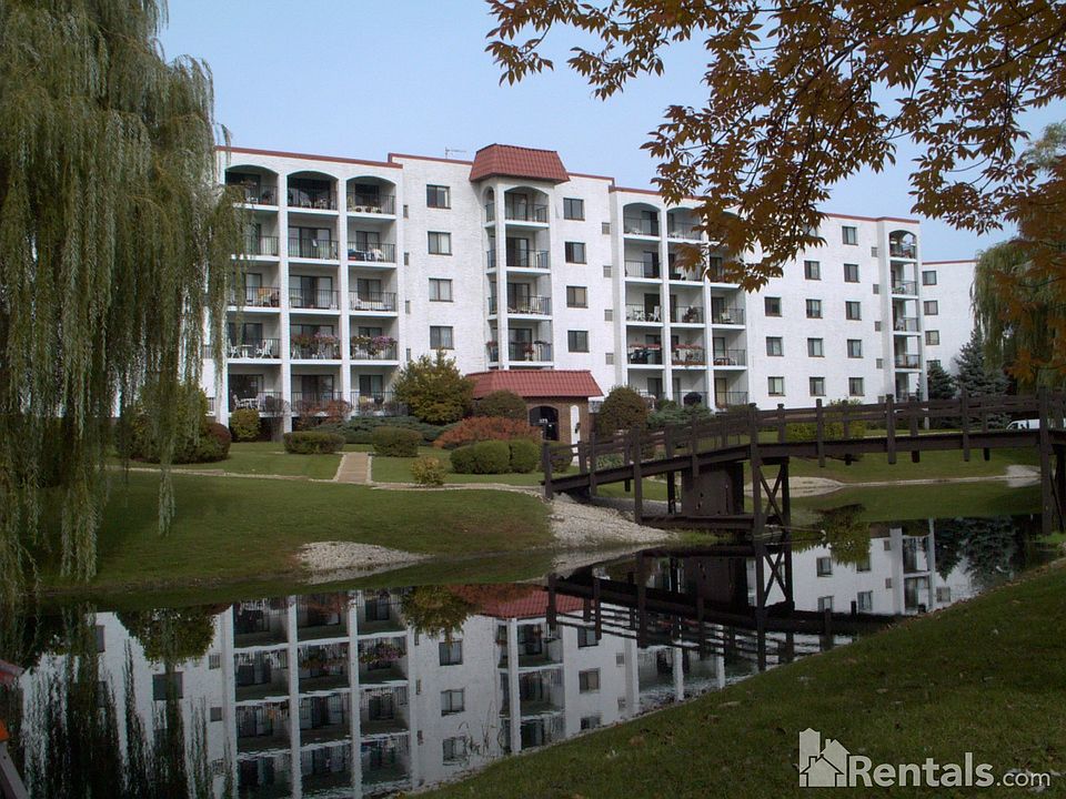 1st image of 350 Plum Creek Dr APT 209