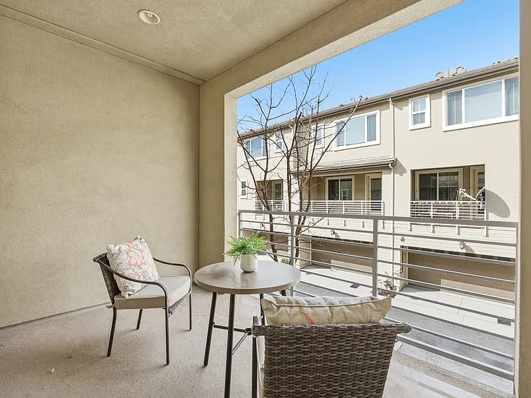 815 Blue Opal Dr — Photo 23
