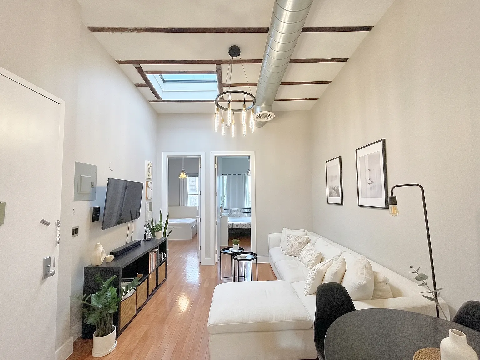 301 Stanhope Street — Photo 4