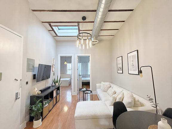 3rd image of 301 Stanhope St #3D