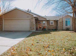 10907 W Dora Ct, Wichita, KS 67209