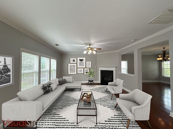 4th image of 6305 Woodland Commons Dr