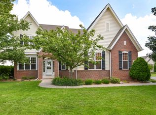 1851 River Lakes Rd S, Oconomowoc, WI 53066