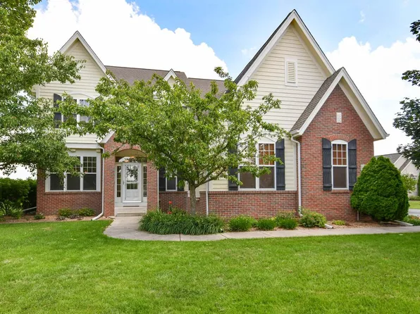 1851 River Lakes ROAD SOUTH South, Oconomowoc, WI 53066