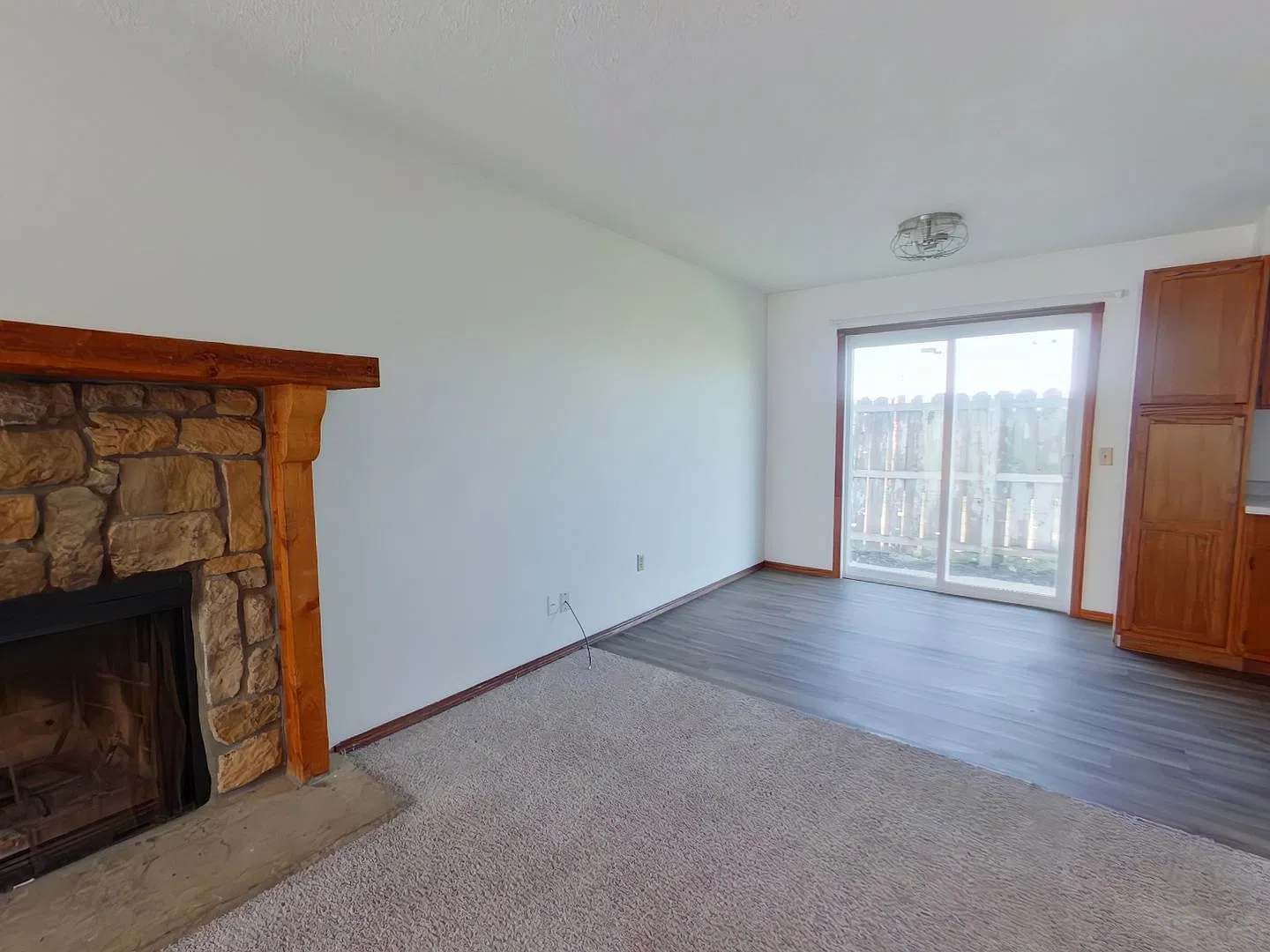 3958 N Garland Apt 2 — Photo 3