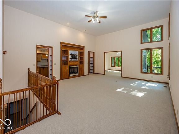 5th image of 1663 Walnut Trce