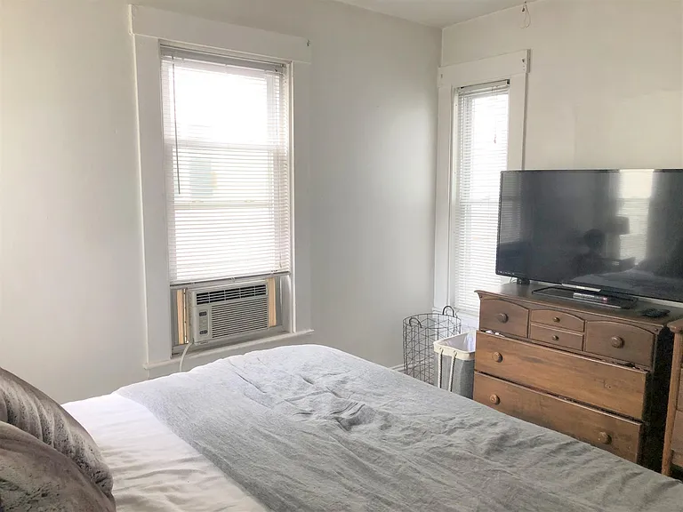 380 Highland Ave #1 — Photo 10