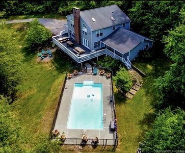 5 Bittersweet Drive, Gales Ferry, CT, 06335
