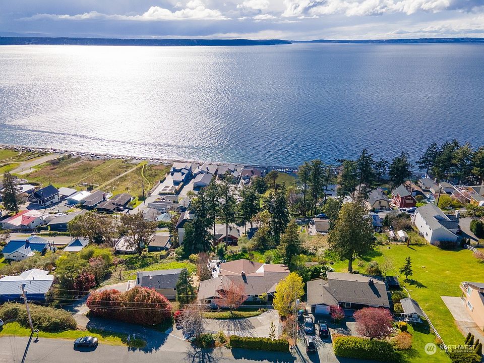 323 Roberts Way, Camano Island, WA 98282 MLS NWM2058399 Zillow