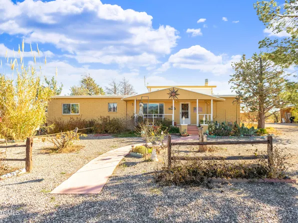 5681 S Moson Road, Hereford, AZ 85615