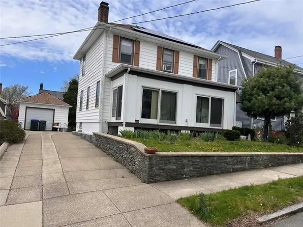 72 Hilltop Ave, Providence, RI 02908