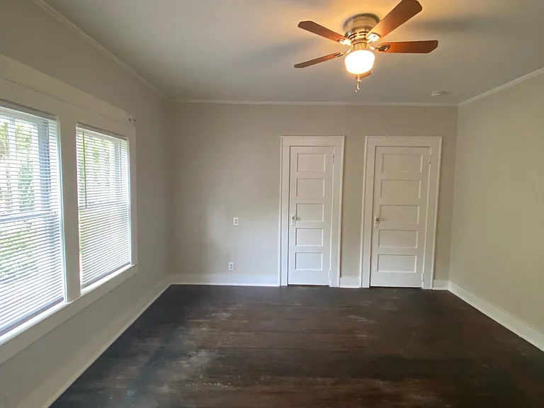 409 Edgewater Rd — Photo 10