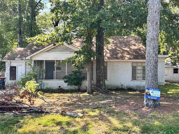 (undisclosed Address), Pine Bluff, AR 71603