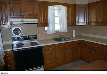 4th image of 316 Woodlyn Cir