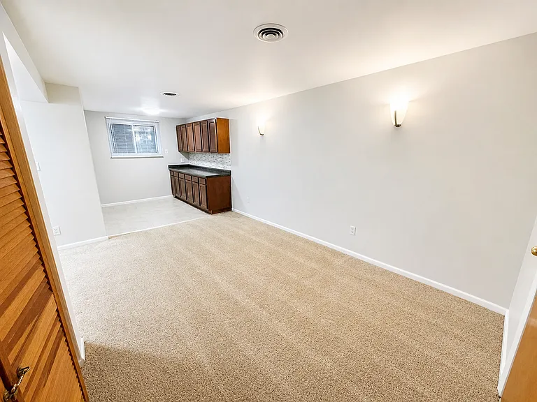 6618 Dalzell Pl — Photo 2