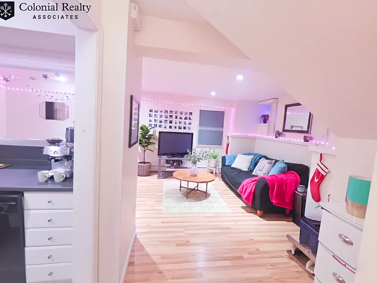 90 Pleasant St #1 — Photo 4