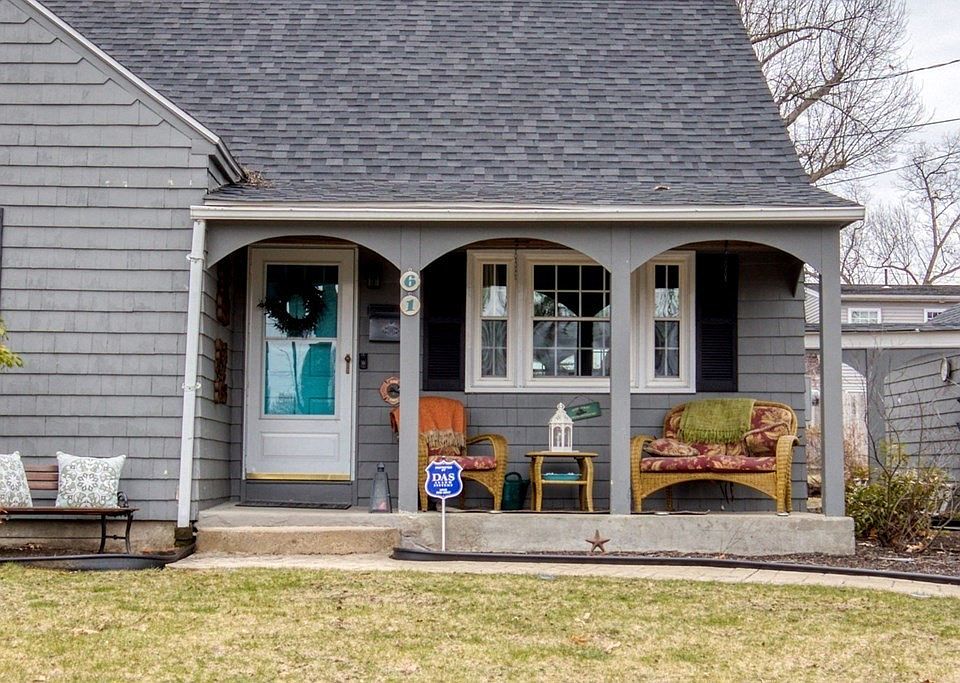 61 Old Brook Rd, Springfield, MA 01118 Zillow