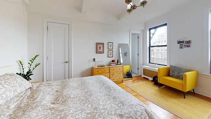 Rented by Bond New York | media 28