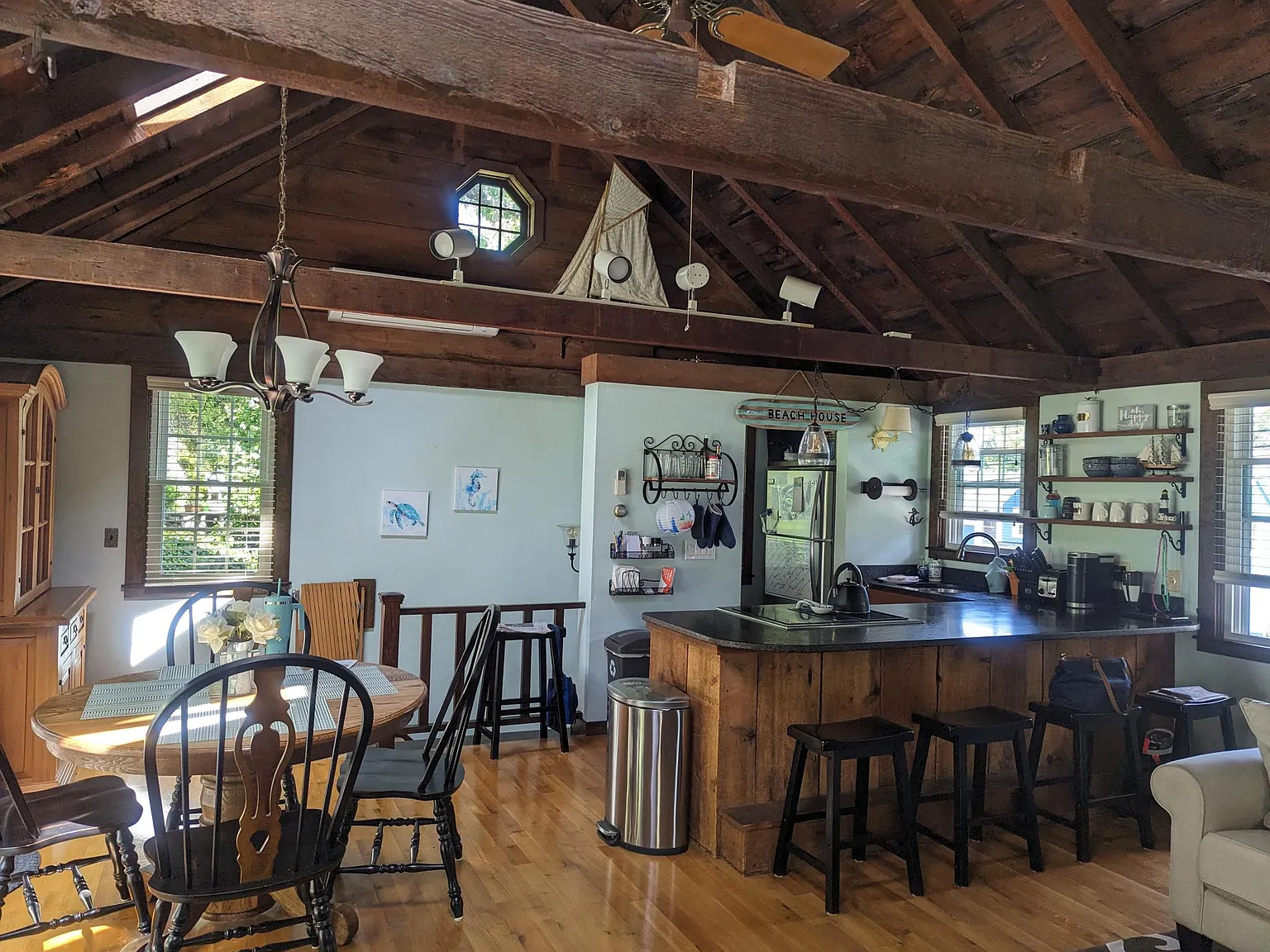 2 bed, 960 sqft, $2,400 — Photo 4