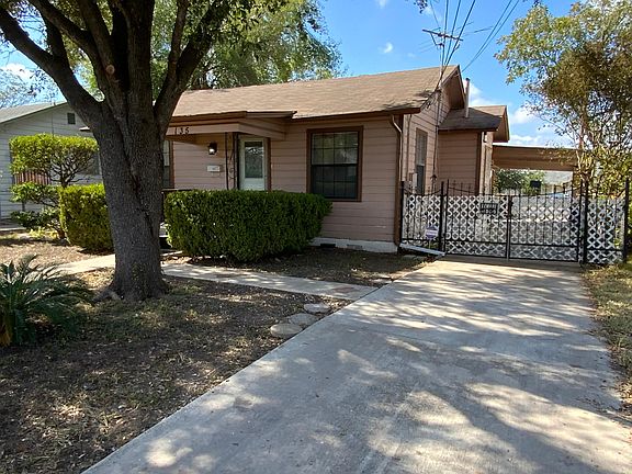 3rd image of 135 Dokes Dr