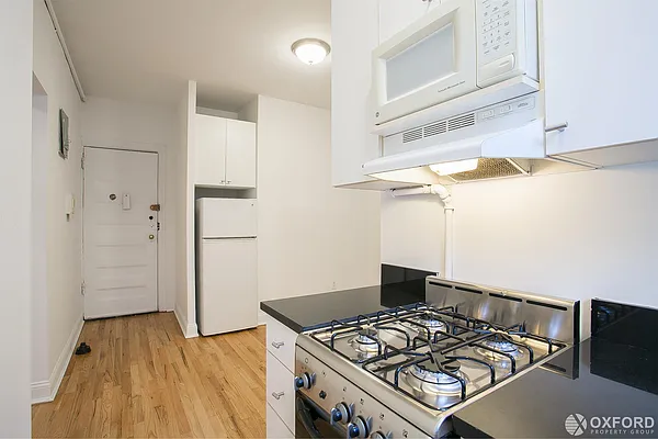 Rented by Oxford Property Group | media 64