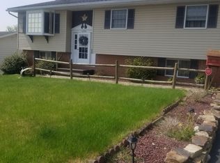 1254 Bennett St, Old Forge, PA 18518